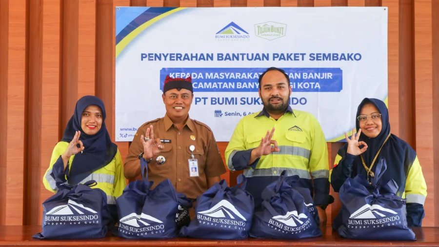 PT BSI Turun Tangan, Ratusan Paket Sembako Disalurkan untuk Korban Banjir Banyuwangi