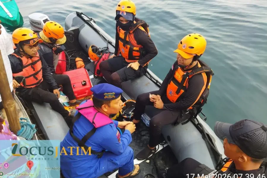Warga Sampang Hilang Saat Perahu Hantam Karang