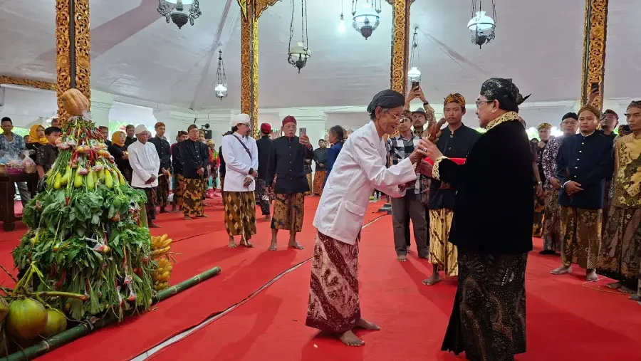Kirab Pusaka Keraton Sumenep Jadi Momentum Perkuat Identitas Budaya di Tengah Arus Globalisasi
