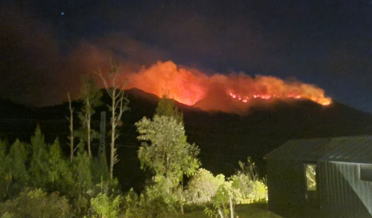Kebakaran gununv kawah ijen