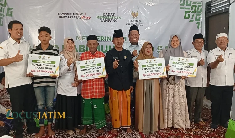 BAZNAS Sampang Tebar Manfaat di Momentum Maulid, Warga Terima Bantuan RTLH dan Modal Usaha