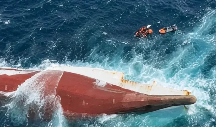 KM Virgo Transport 8 saat kapal mengalami kecelakaan