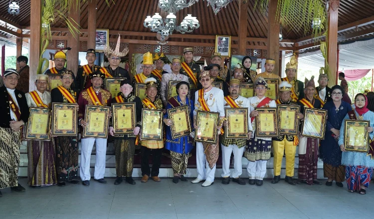 Para raja dan sultan nusantara yang siap hadir di Madura Ethnic Carnival (MEC) 2026.