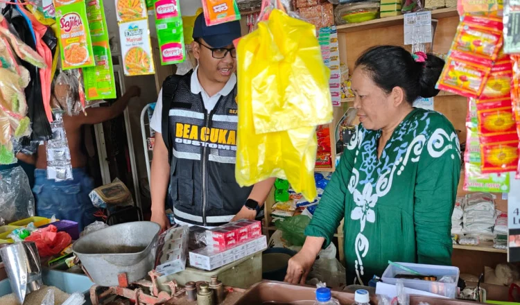 operasi pasar Bea Cukai Jember bersama APH terkait rokok ilegal