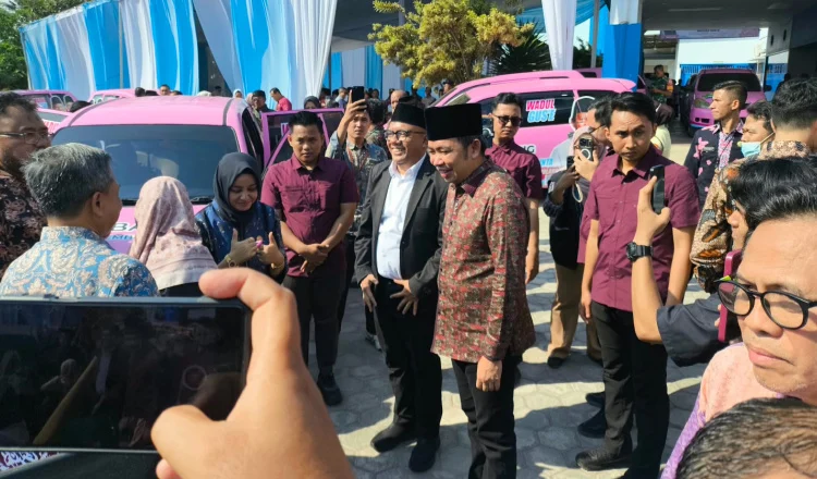 launching Mobil Cinta dan peringatan dua tahun UHC Kabupaten Jember
