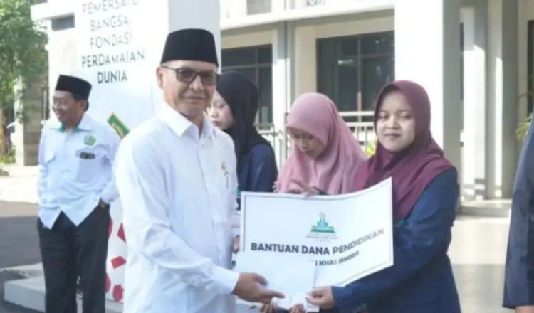 Lewat Dana ZIS, UIN KHAS Jember Bantu Mahasiswa Bertahan Melanjutkan Kulia